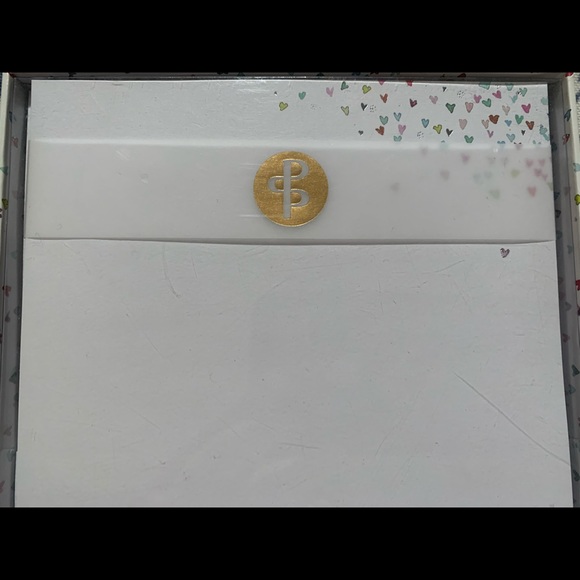 Letter Perfect Stationary Tree of Hearts - Picture 3 of 5